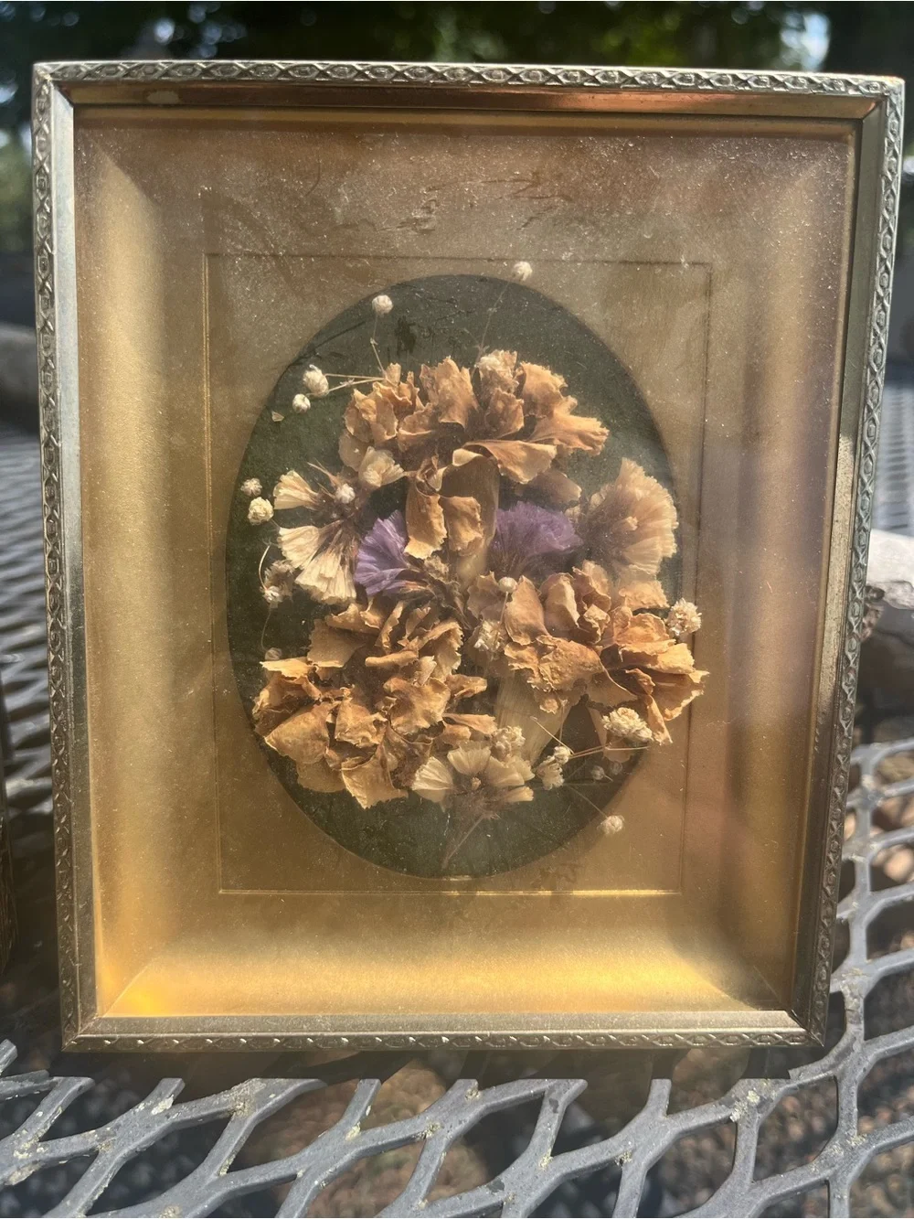 N/A elegant framed